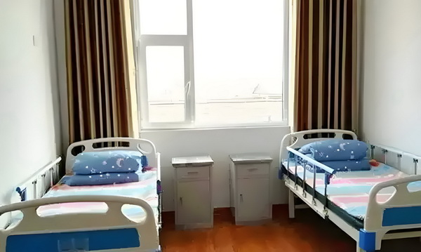 官方：王楚钦成为梅赛德斯-奔驰品牌新锐大使